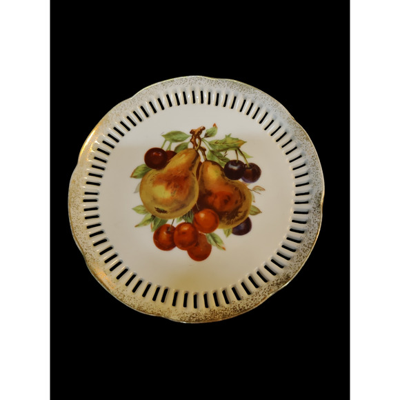 Vintage Reticulated Fruits Plate -7". - Picture 1 of 3